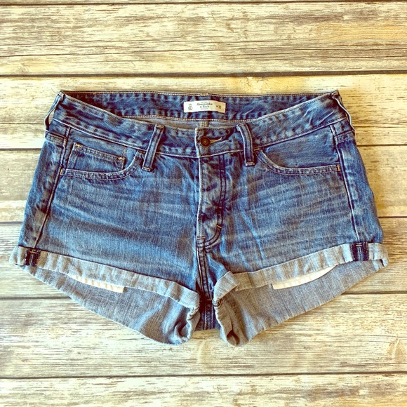 Abercrombie & Fitch Pants - Abercrombie & Fitch women’s Jean shorts size 10